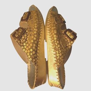 - GOLD TONE OPEN TOE SANDAL SLIDE by La Plume Made in Italy